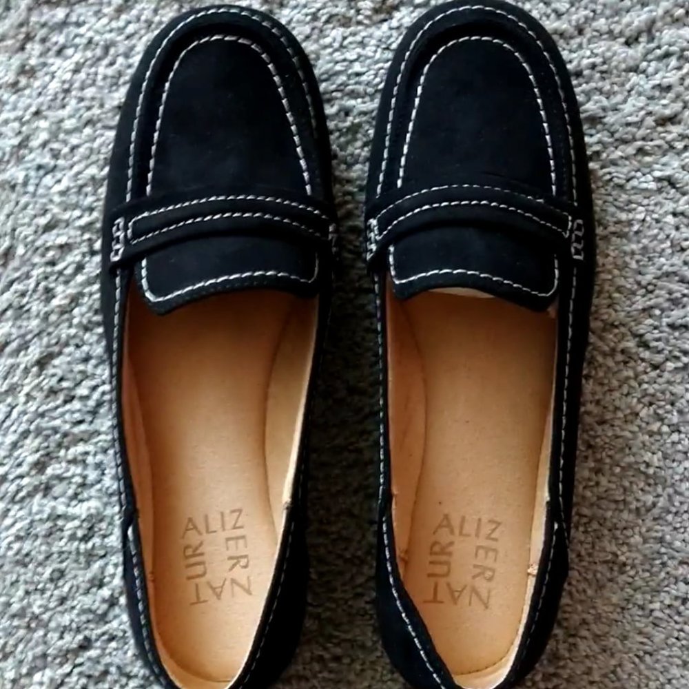 Naturalizer  Size 6 1/2